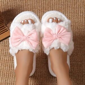 Women's Fuzzy Slippers with Pink Bow NWOT